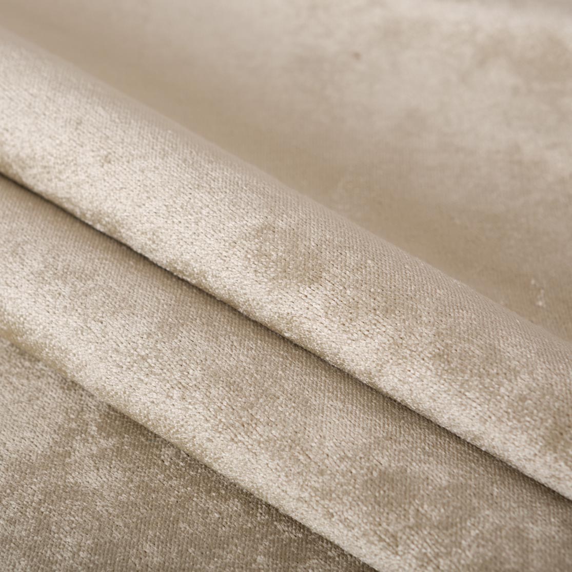 Gloss-velvet-25454